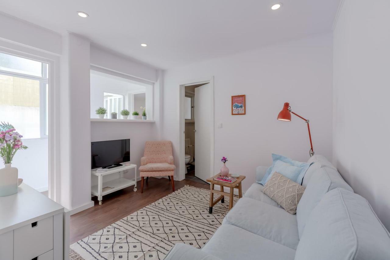 Sunny Apartment With Patio, By Timecooler Lissabon Exterior foto